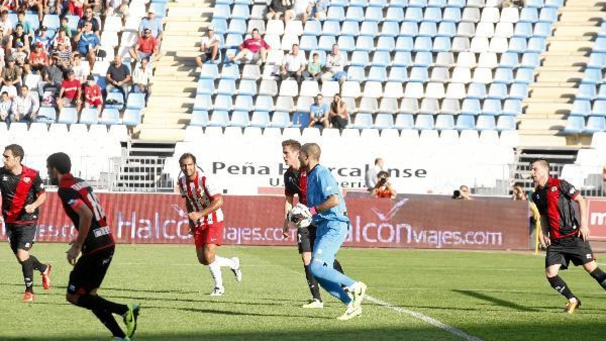 Rubén Martínez, en el Almería-Rayo, de la pasada Liga.