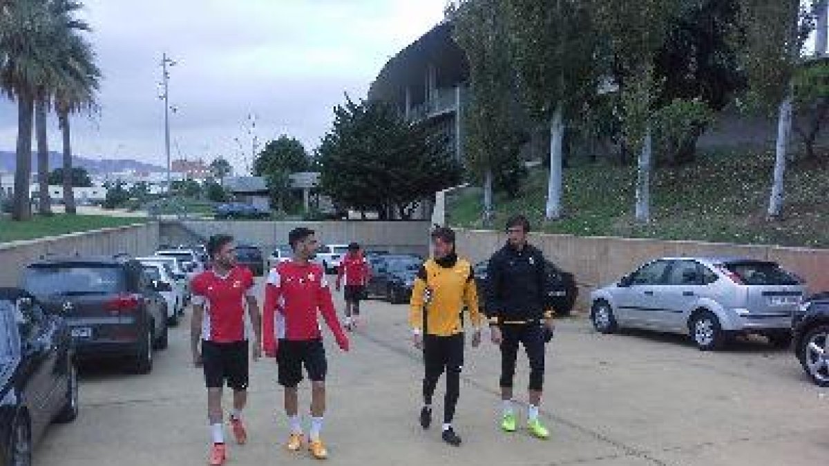 Julián fue uno de los que pasó el control.