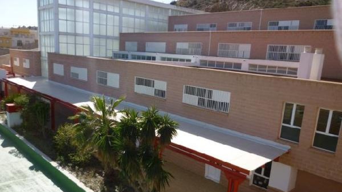 Imagen del exterior del Colegio Agave recogida de su página web.