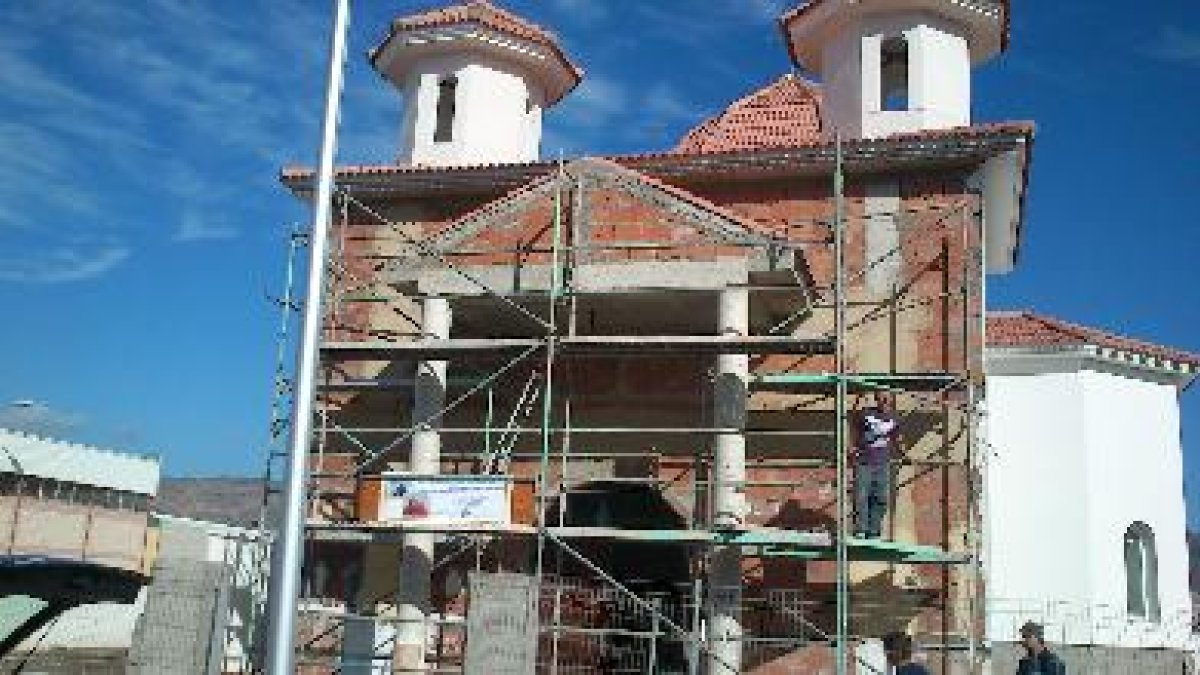 Obras en la fachada de la basílica.
