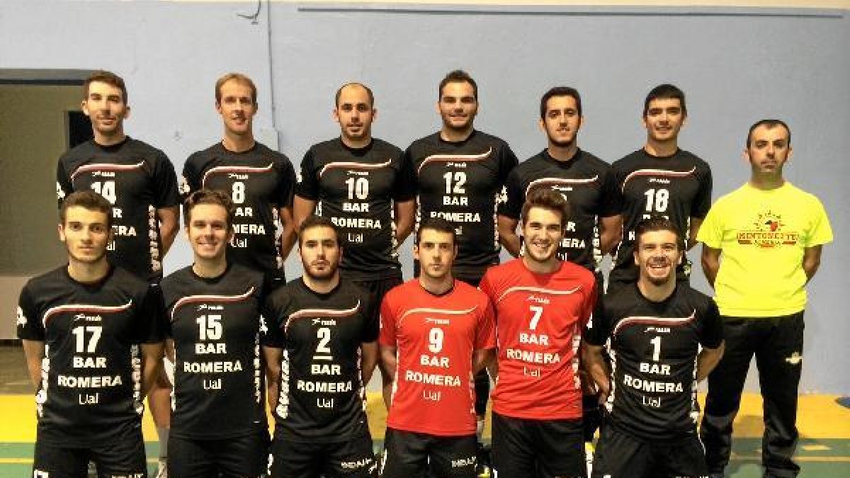 Juan Ignacio, Juanichi, con su escuadra ganadora en Sevilla.