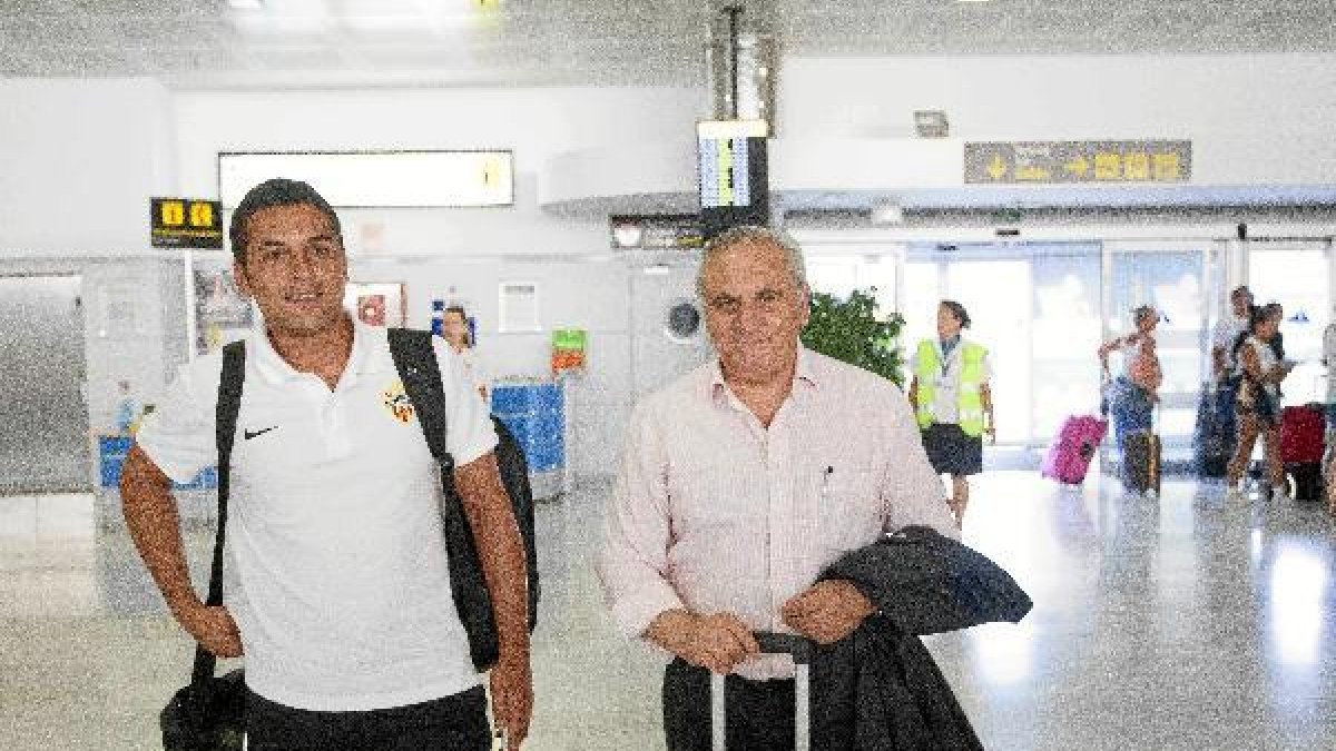 Alfonso y Francisco siguen confiando en la actual plantilla.