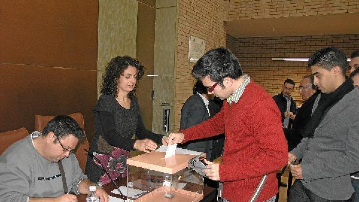 Imagen de archivo de las últimas elecciones a Claustro el pasado año 2010.