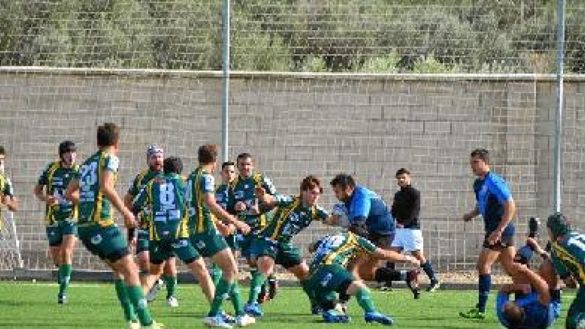 Rugby.