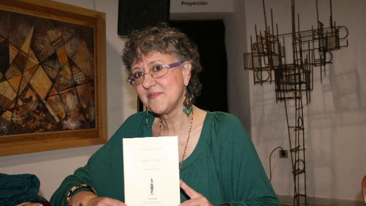 Quirosa-Cheyrouze en la presentación de “Valle de Lanz” en el Castillo de Santa Ana.