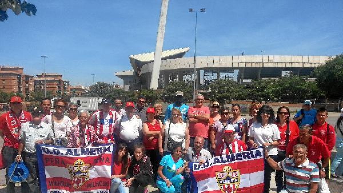 La Peña Milhojas tiene abierta la lista para el Eibar-Almería.