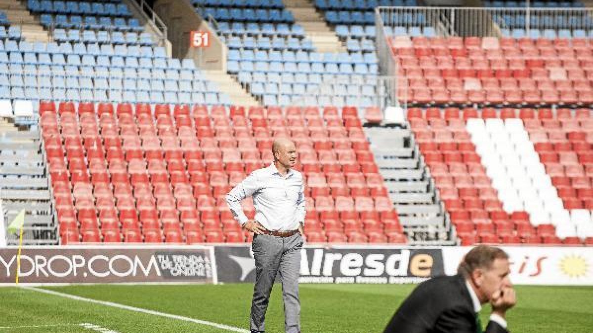 Miguel Rivera, entrenador del Almería B.