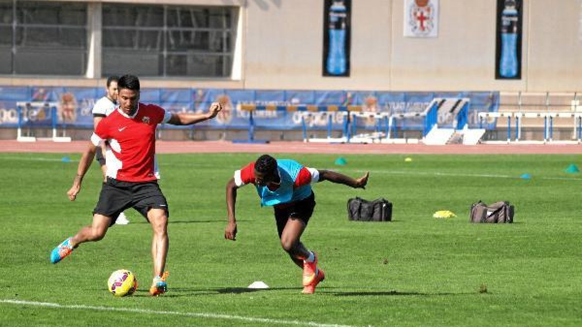 Mauro dos Santos en el entrenamiento.