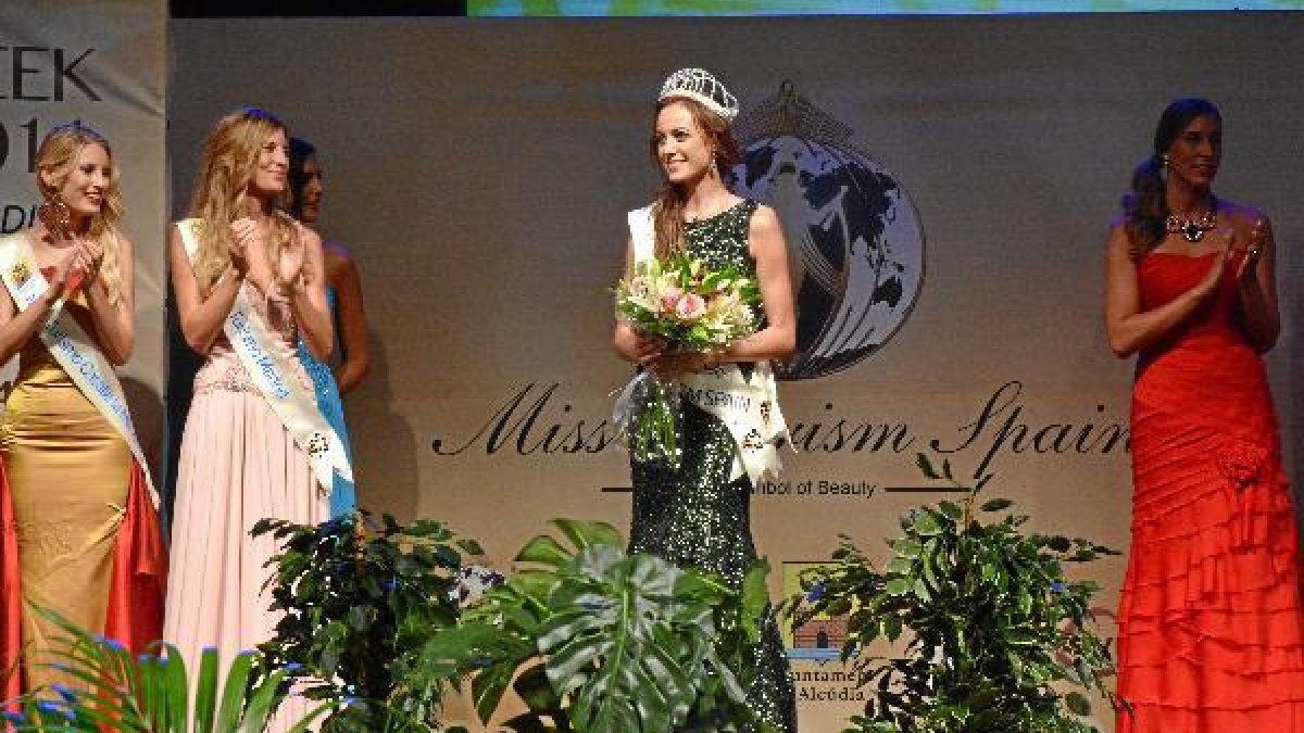 Durante la entrega de premios del certámen.