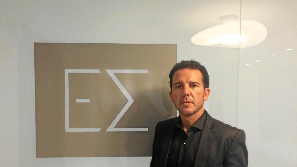 Abel Berbel es abogado y atiende en el bufete servicios jurídicos Espejo del Mar.