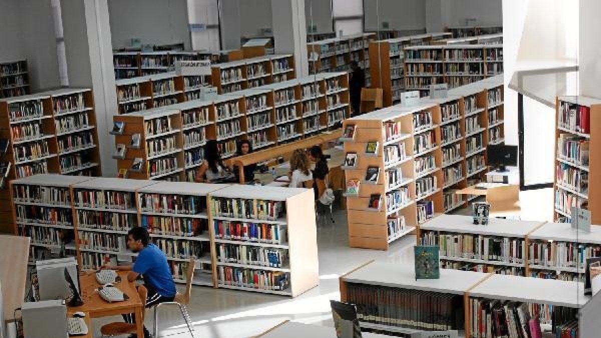 La biblioteca batió récord de visitas en enero, marzo y mayo.