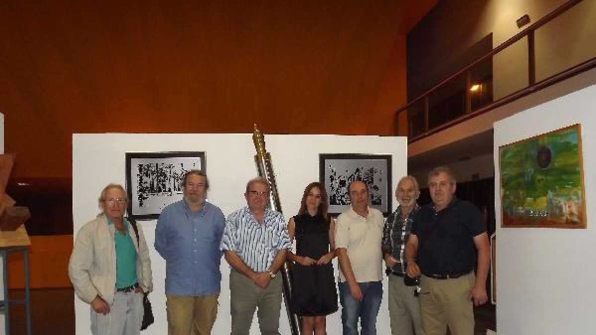 Integrantes del grupo en la inauguración en Vícar.