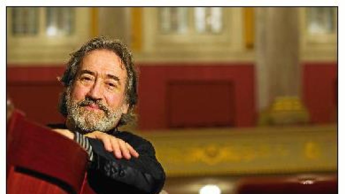 Jordi Savall actúa hoy en el Teatro Auditorio de Roquetas.
