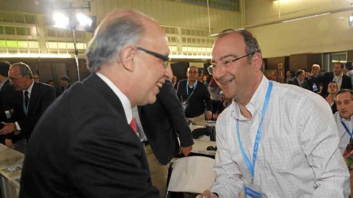 Encuentro entre Montoro y el alcalde.