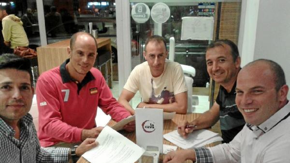 Ha nacido un nuevo club en Almería.