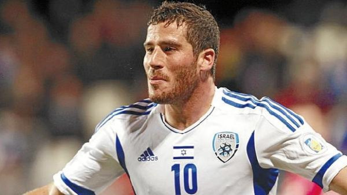 Tomer Hemed jugó poco pero hizo un gol para su selección.