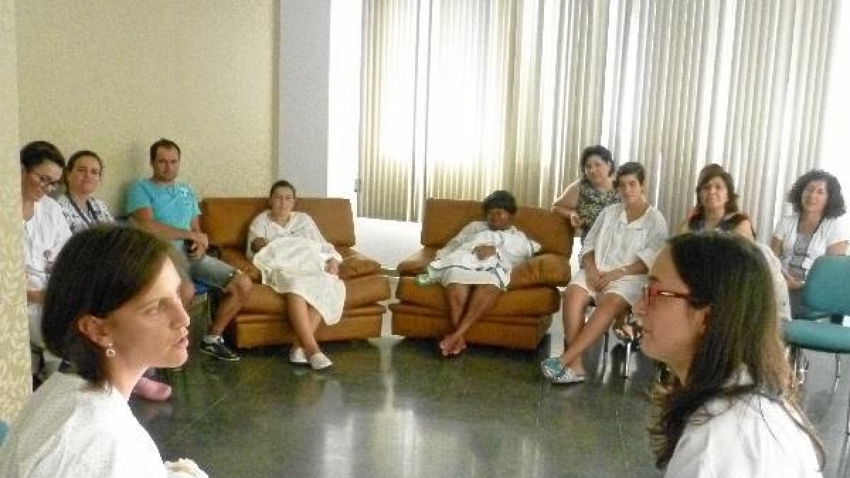 Una de las sesiones organizadas en el Hospital de Poniente.