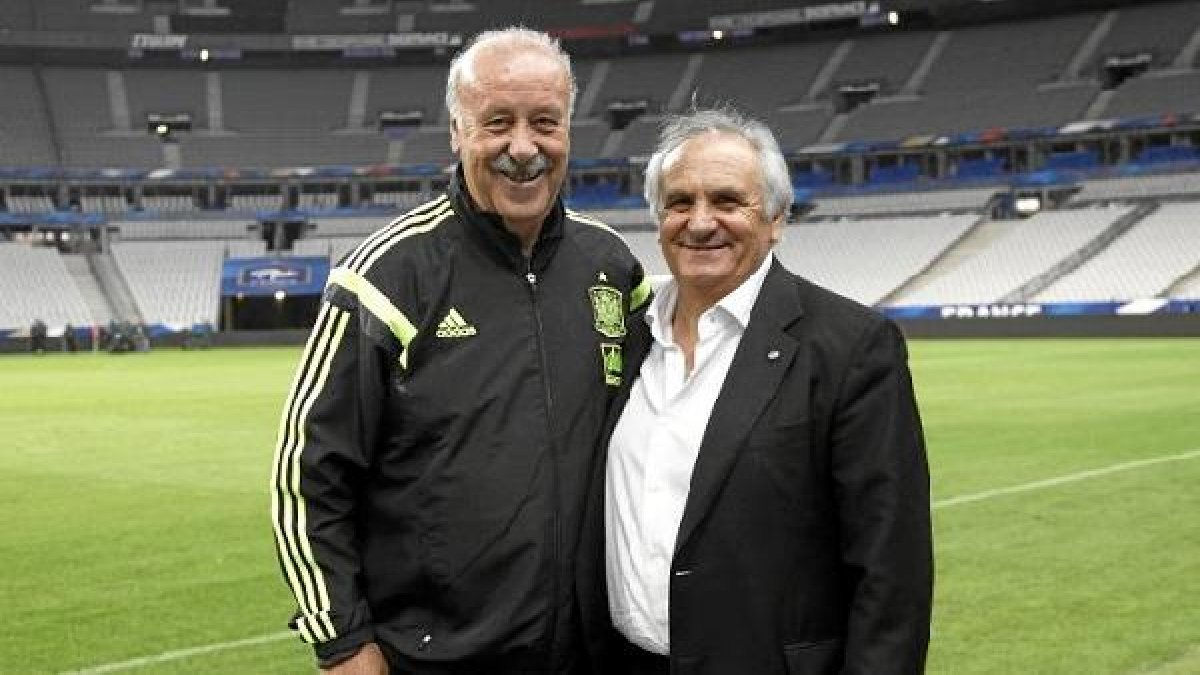 Alfonso García con el seleccionador nacional Vicente del Bosque.