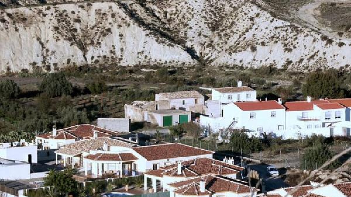 Viviendas situadas en el término municipal de Arboleas.