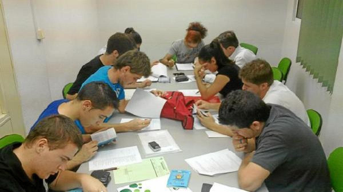 Cursos para árbitros de baloncesto.