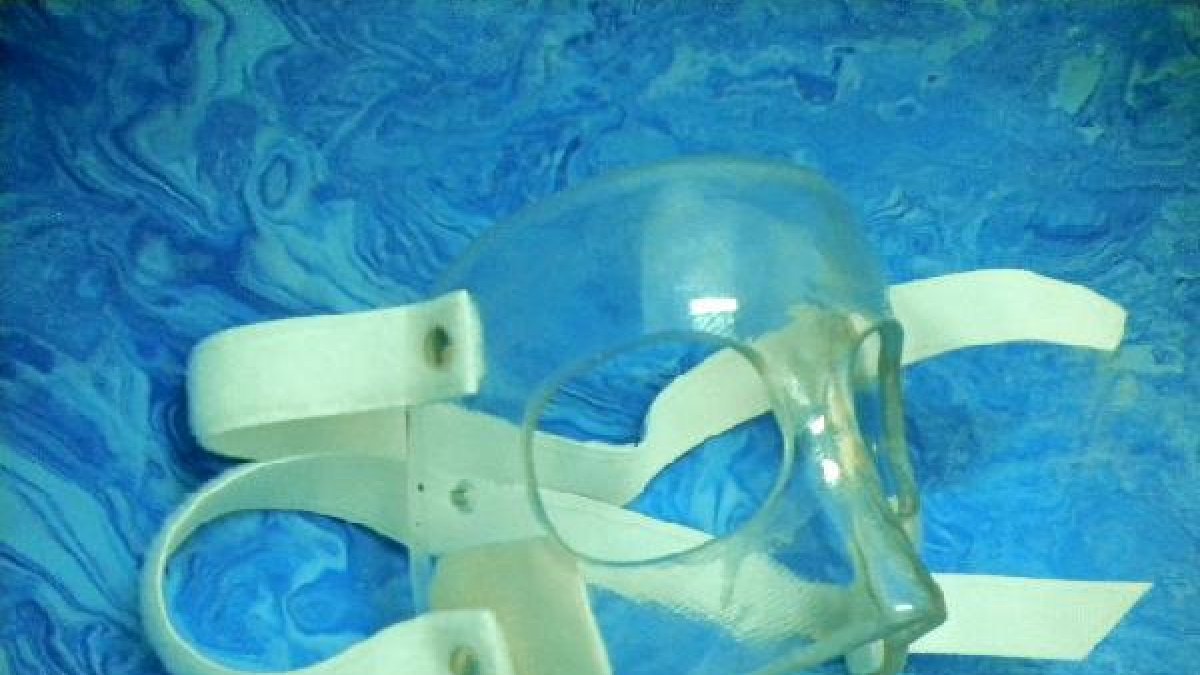 Una máscara de este tipo se pondrá Fran Vélez.