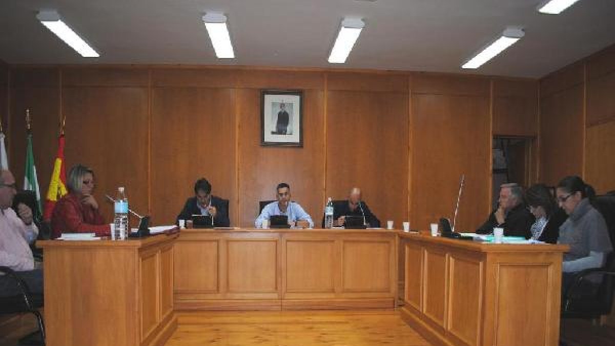 Corporación municipal de Olula del Río durante un pleno en una fotografía de archivo