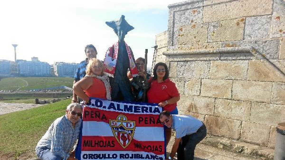 Almería y Elche se darán la mano este sábado.