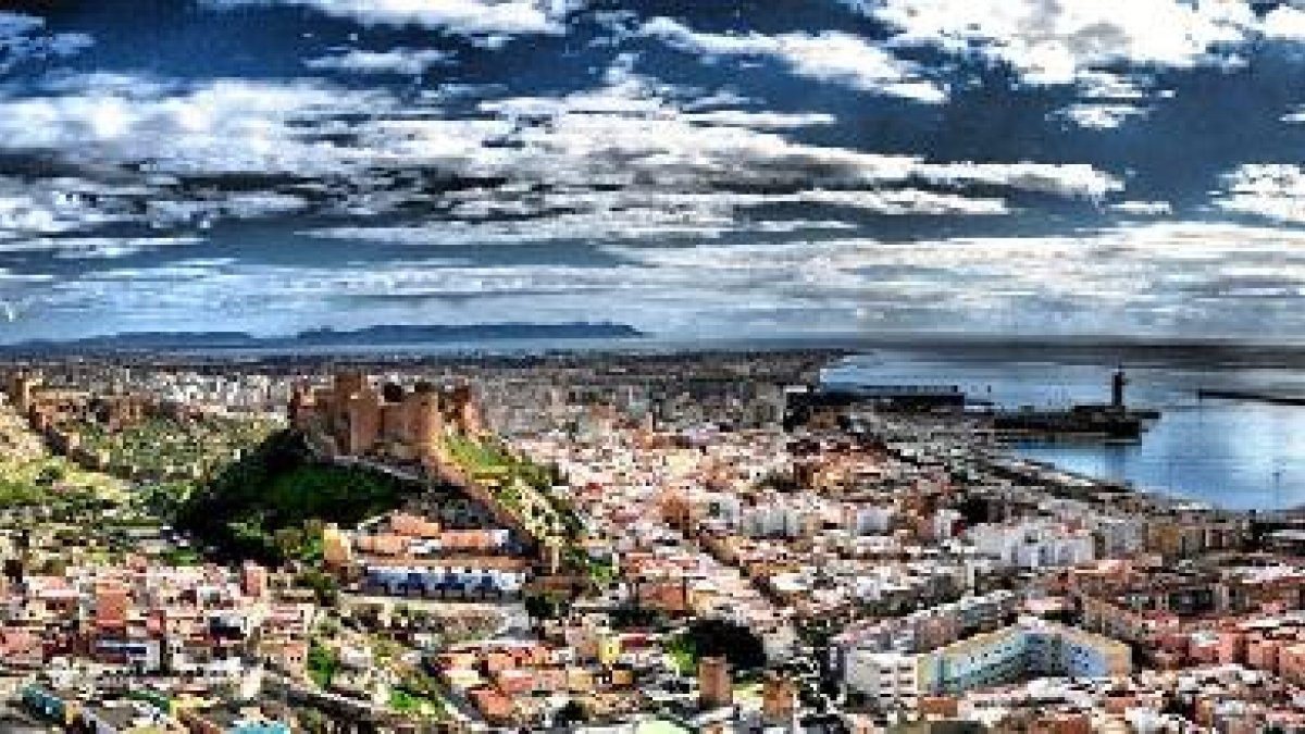El Elche puso esta foto de Almería en su web.