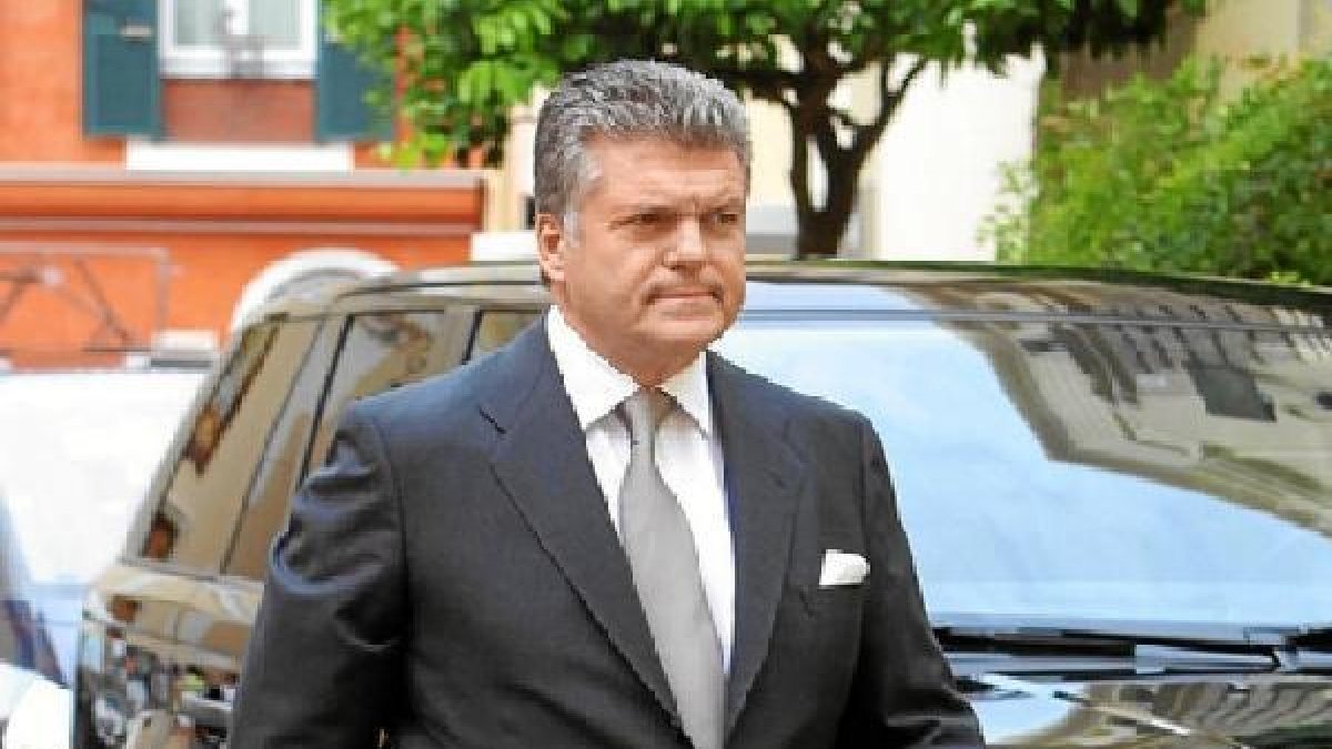 Villalonga puede ser una buena salida para el Racing.