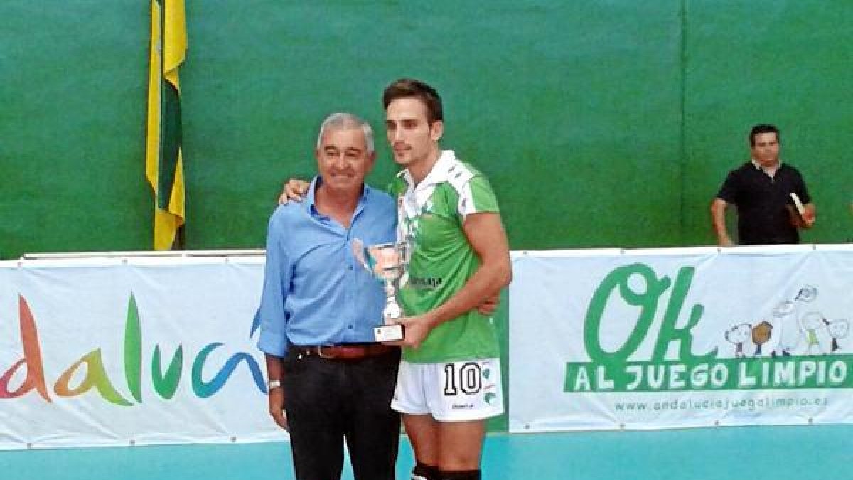Raúl Muñoz fue el mejor jugador de la Copa de Andalucía.