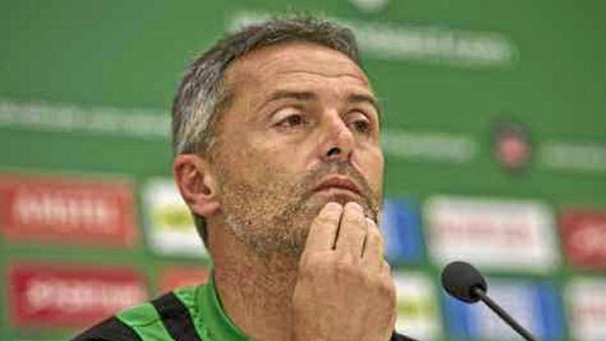 Escribá, entrenador del Elche.