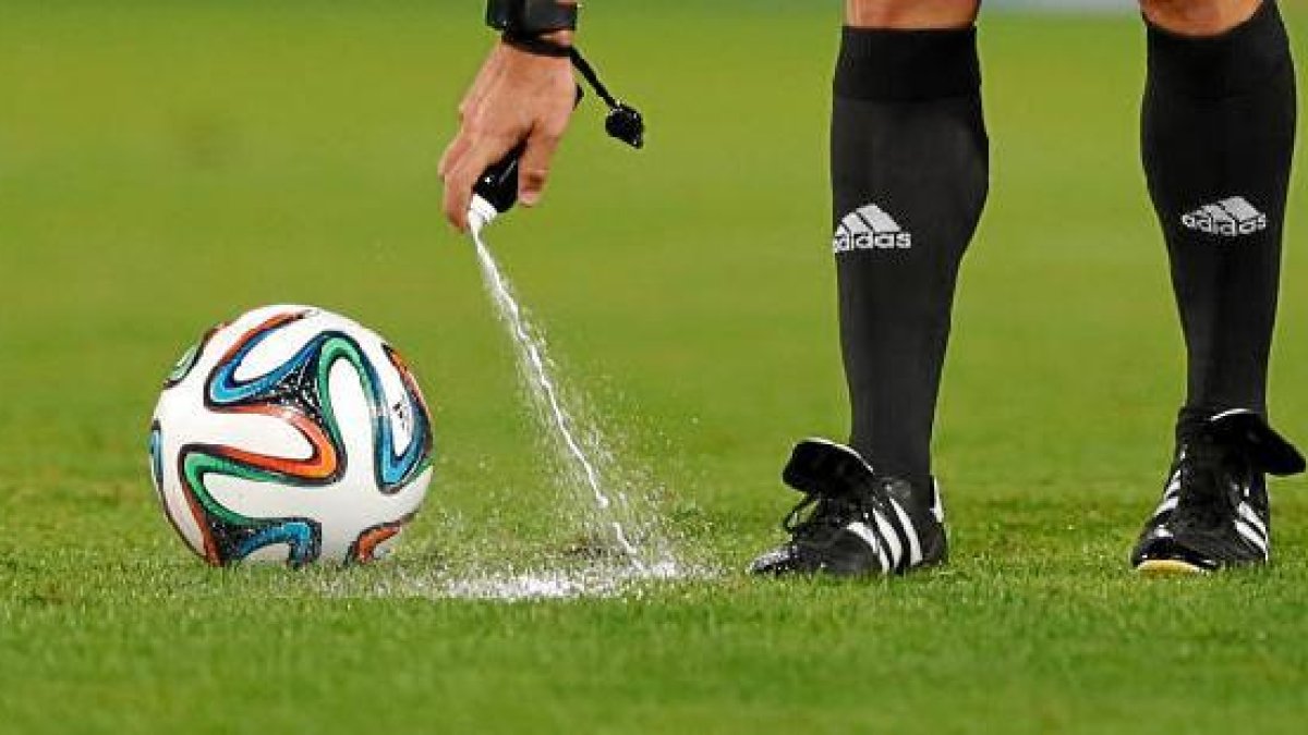 Spray en el fútbol.