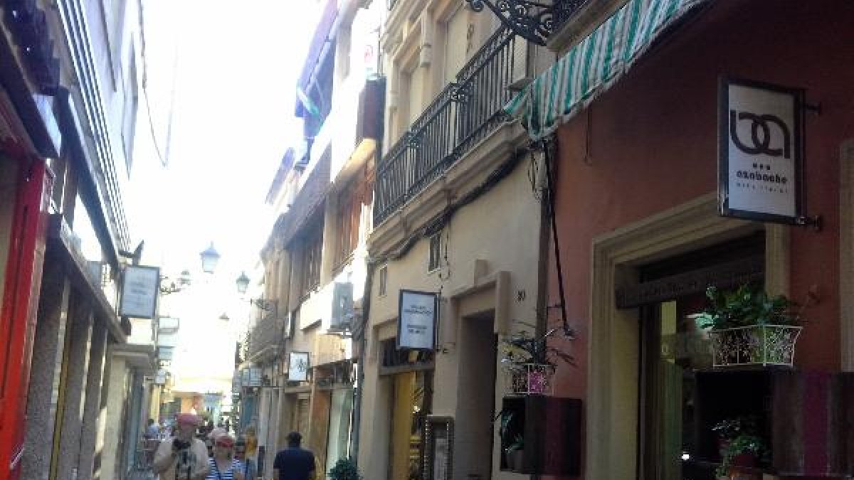 Calle Las Tiendas en el casco histórico de la capital.