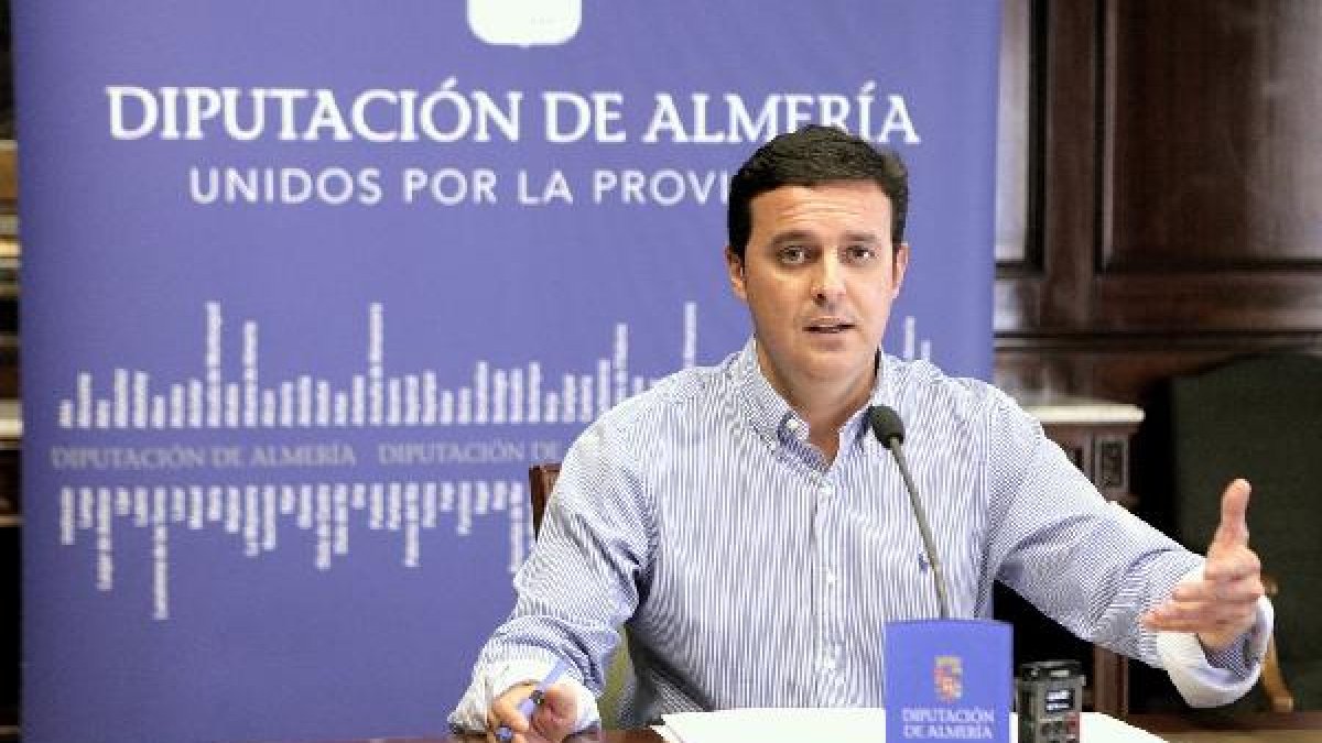 El vicepresidente de la Diputación, Javier Aureliano García