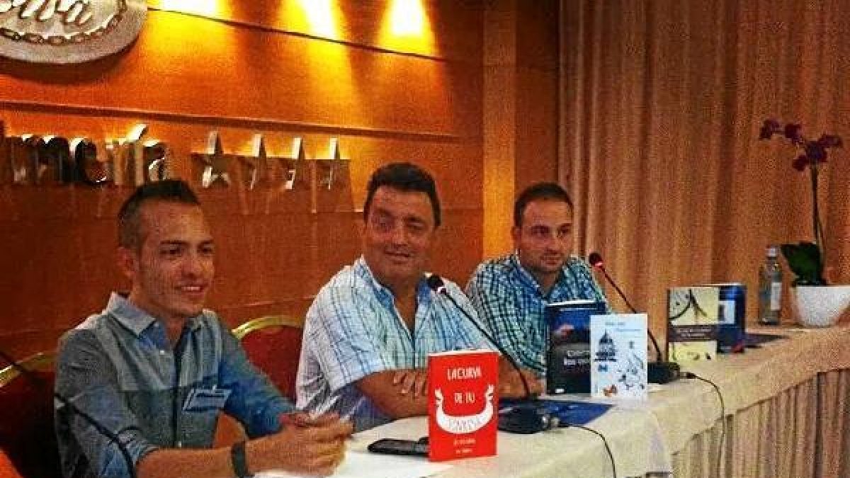 Asistentes durante algunas de las ponencias.