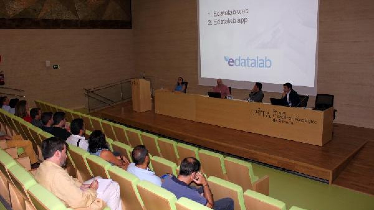 La presentación se ha desarrollado en el PITA.