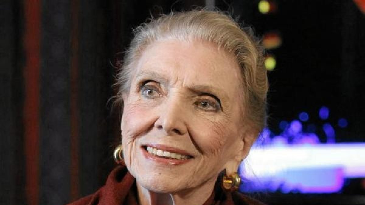 La gran dama de la canción recibirá el calor del público de Roquetas.