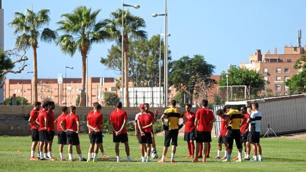 Miguel Rivera en el entrenamiento de este viernes.