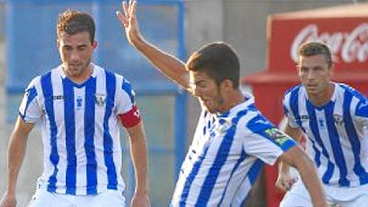 Borja Lázaro no perdonó de cara a gol.