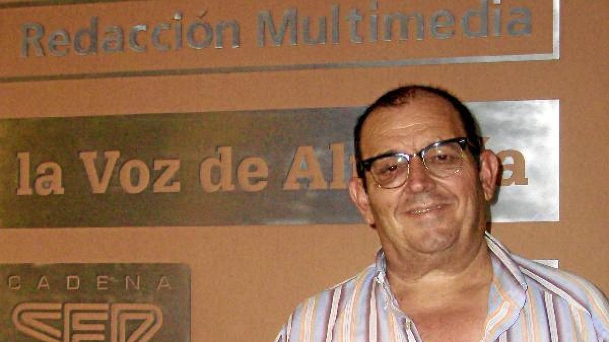 Luis Iniesta tras la entrevista en LA VOZ.