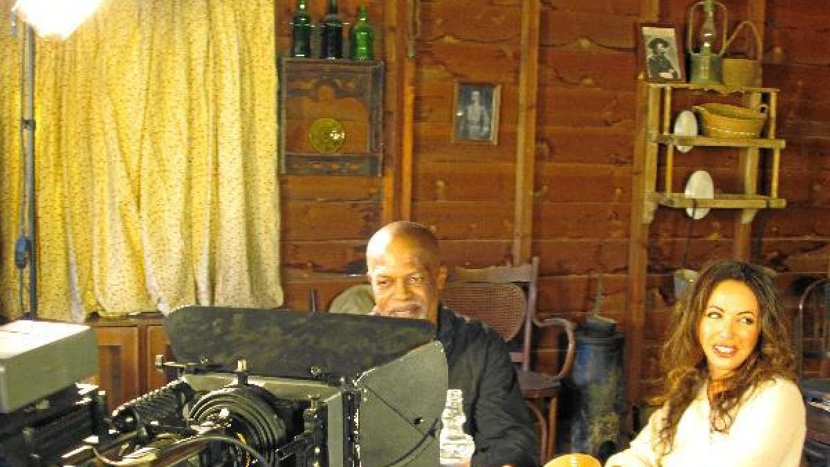 Un momento del rodaje con D’Olive Branche y Francesca Vegas.