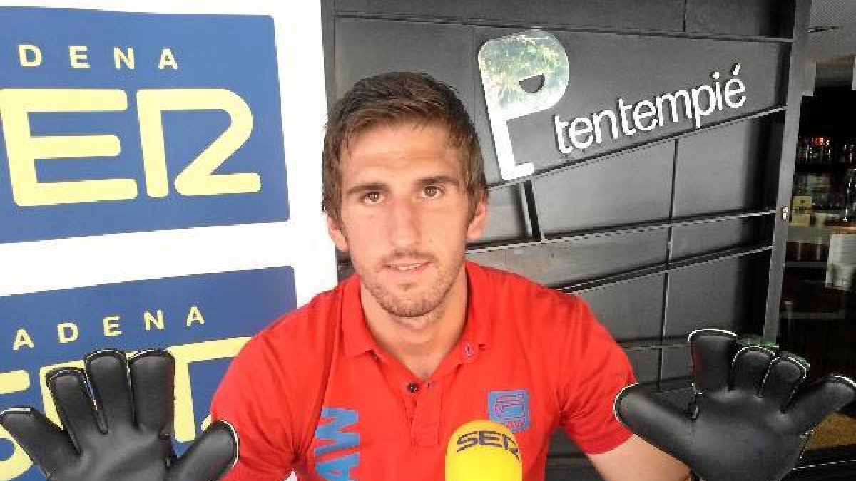 Julián Cuesta en su primera visita a Tentempié.