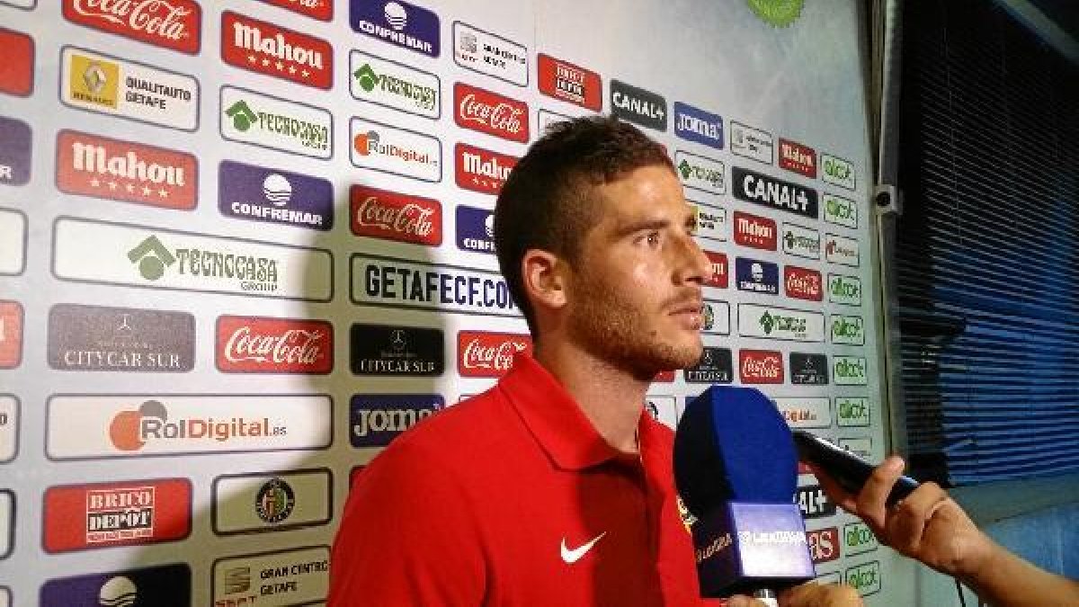 Hemed, en la zona mixta del Coliseum tras el Getafe-Almería.