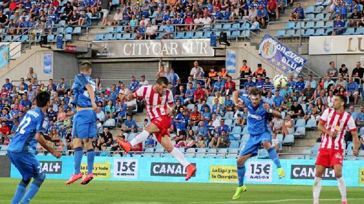 Hemed ha sido de lo mejor del Almería en dos jornadas celebradas pero sin acertar de cara a gol.