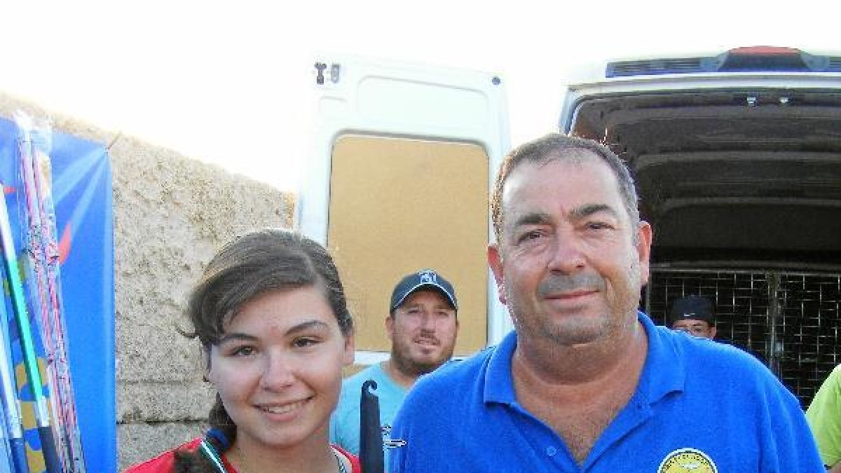 marina Redondo con el presidente de la federación Salvador Moreno.