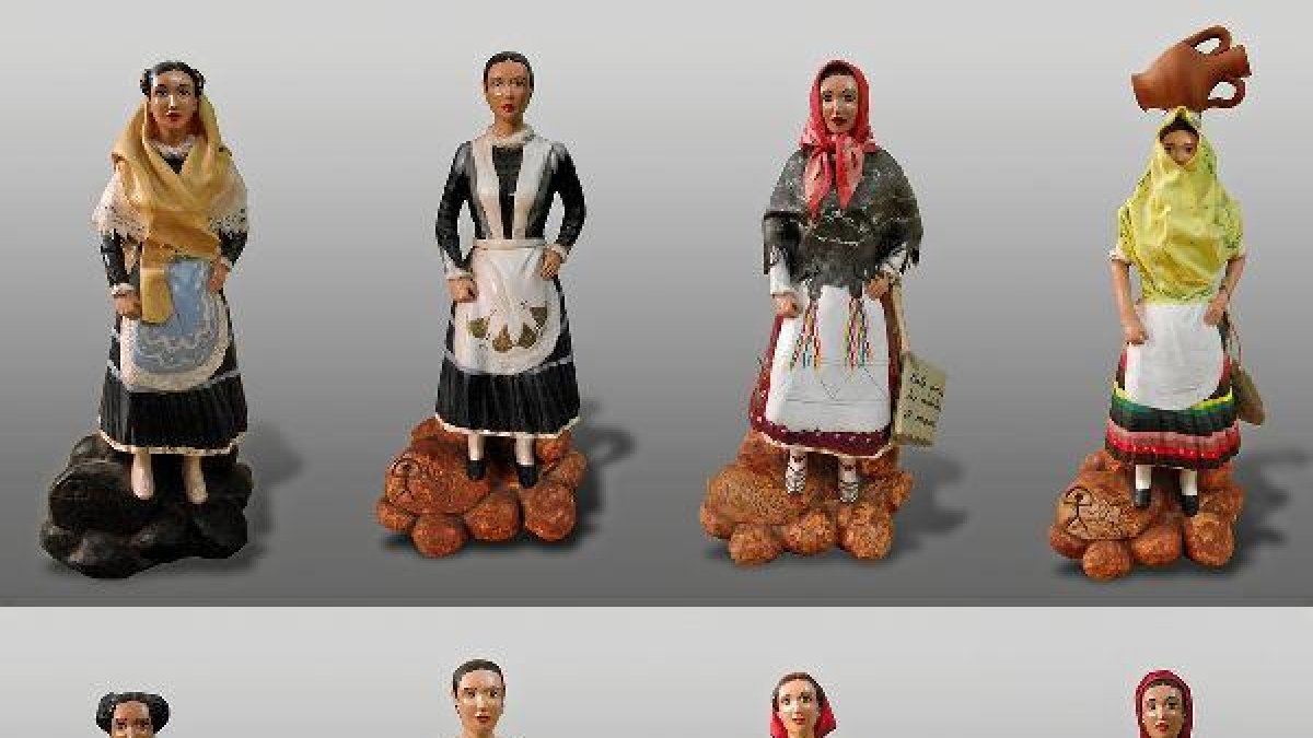 Colección de muñecas de trajes típicos almerienses