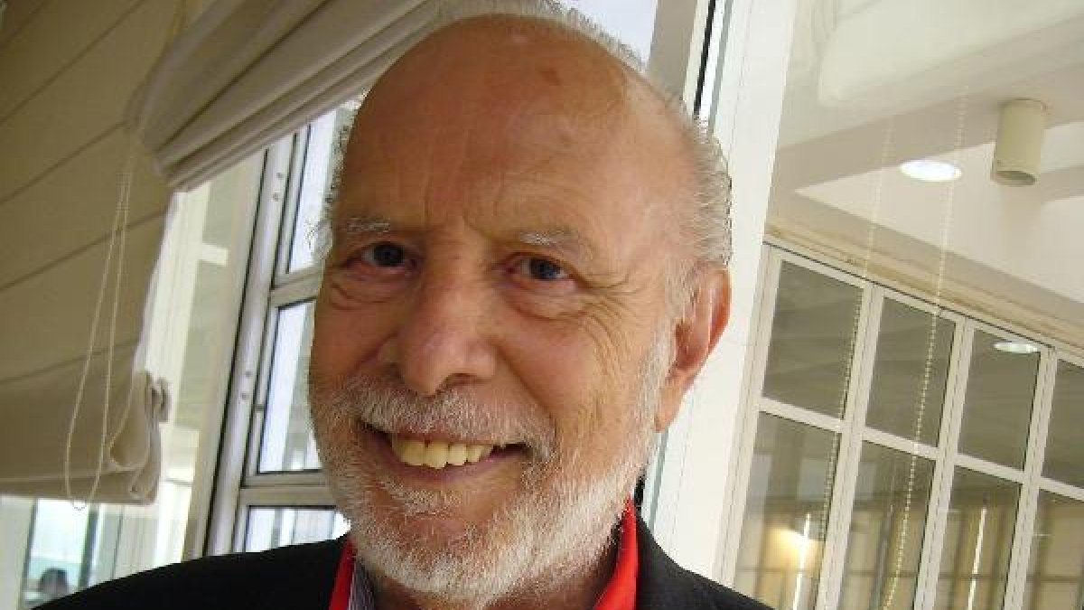 El artista almeriense.