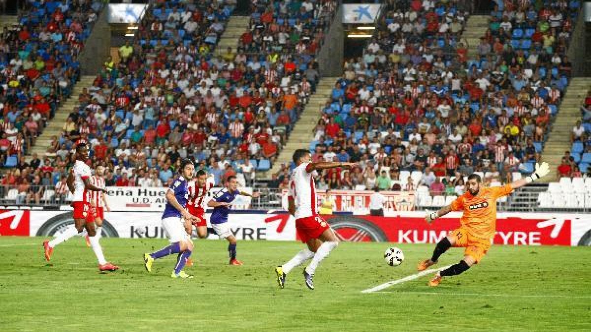 El Almería tuvo las mejores ocasiones de gol en el partido.