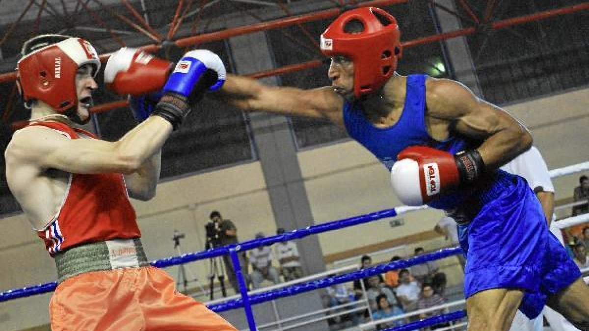 Un combate.