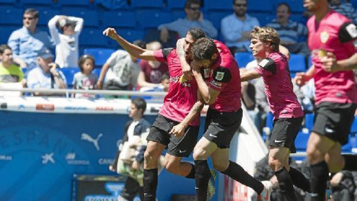 Fran Vélez marcó el gol de la ilusión en Cornellá-El Prat.